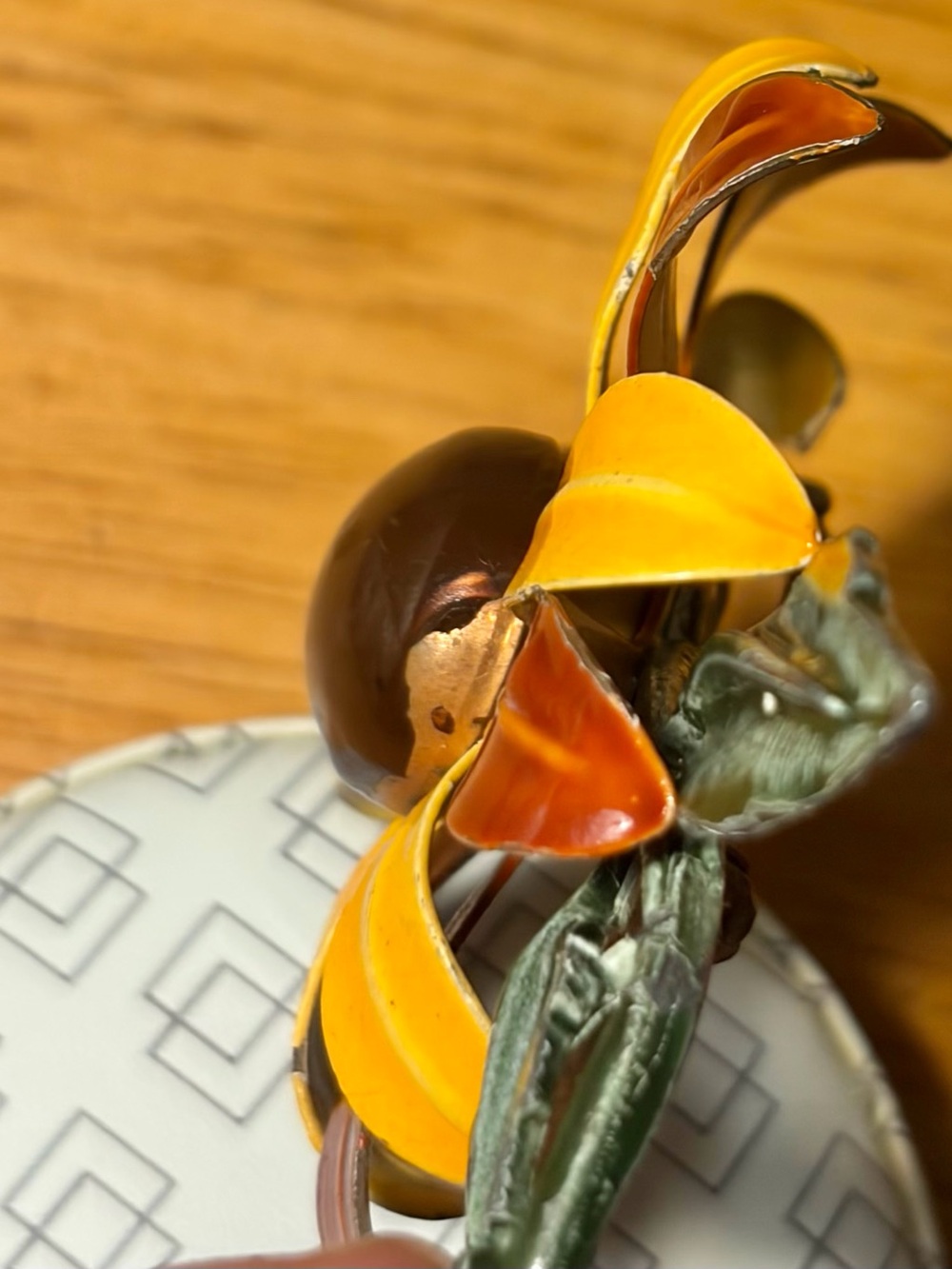 Vintage Enamel Flower Power Mod Brooch - Yellow & Burnt Orange Petals - Picture 3 of 5